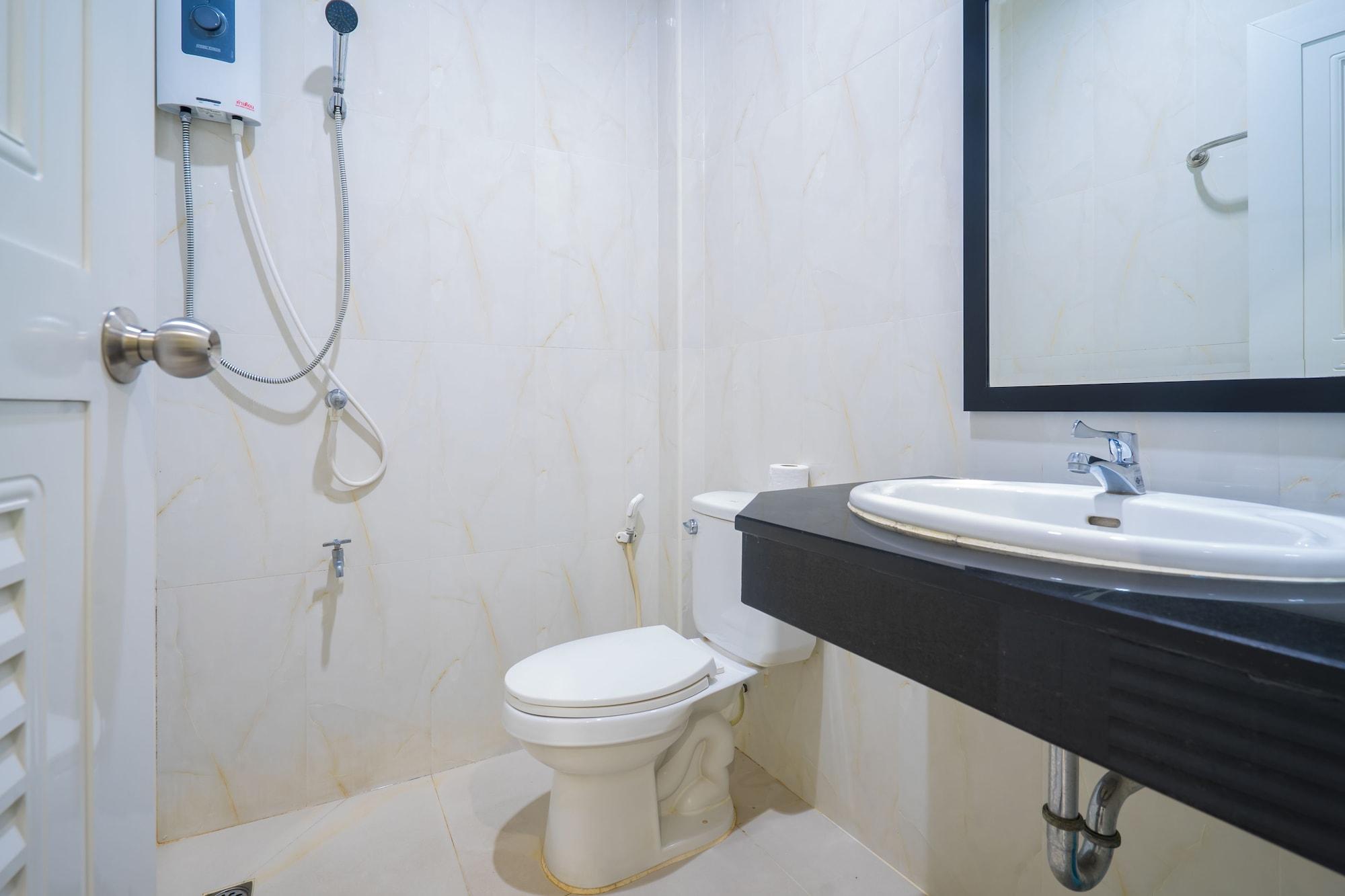 Khách sạn Suphan Hometel Bangkok