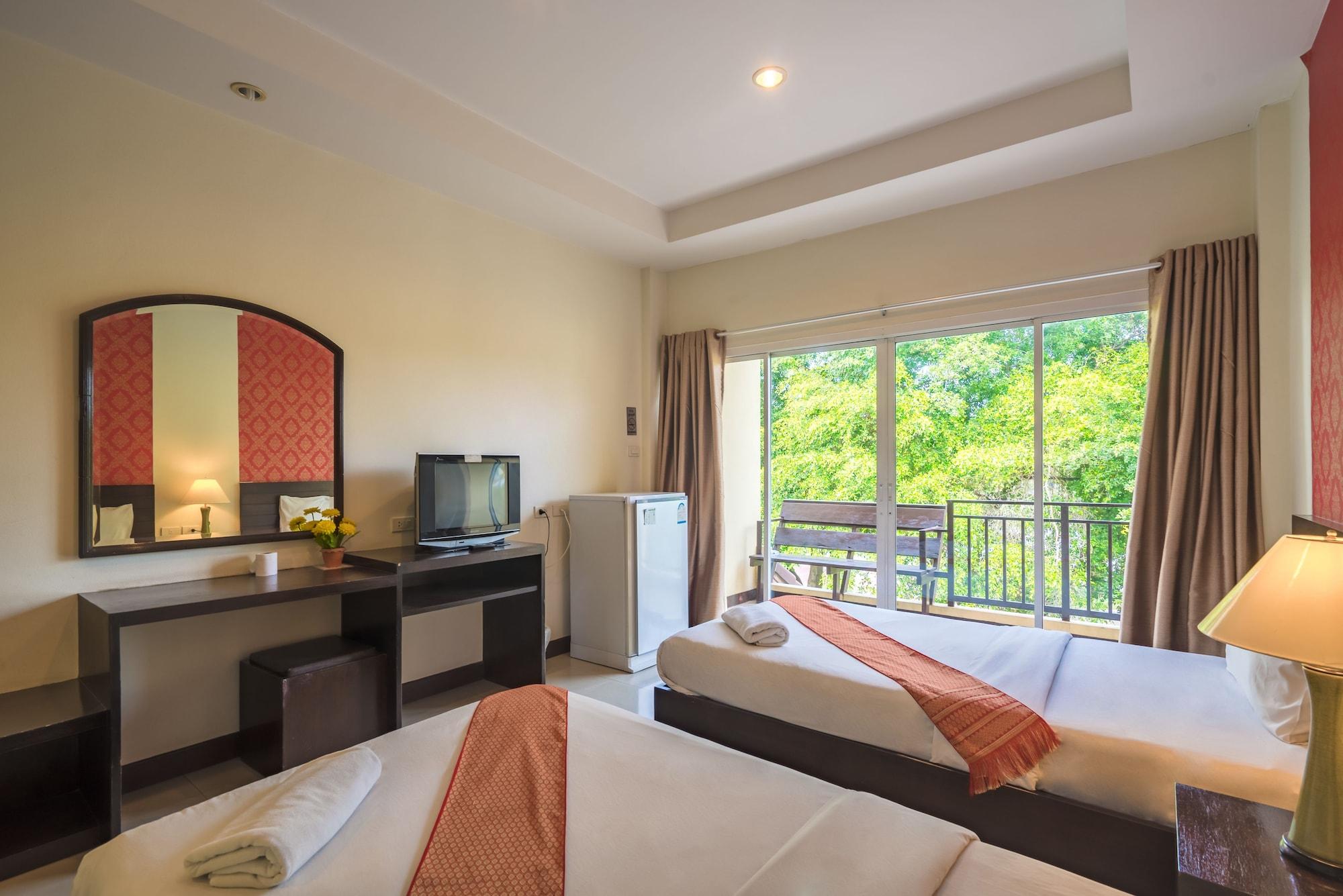 Khách sạn Suphan Hometel