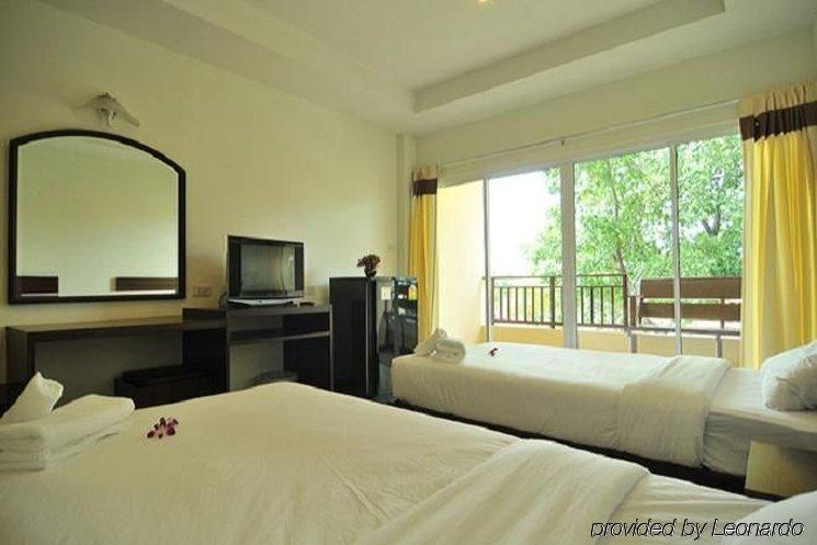 Suphan Hometel Khách sạn Bangkok