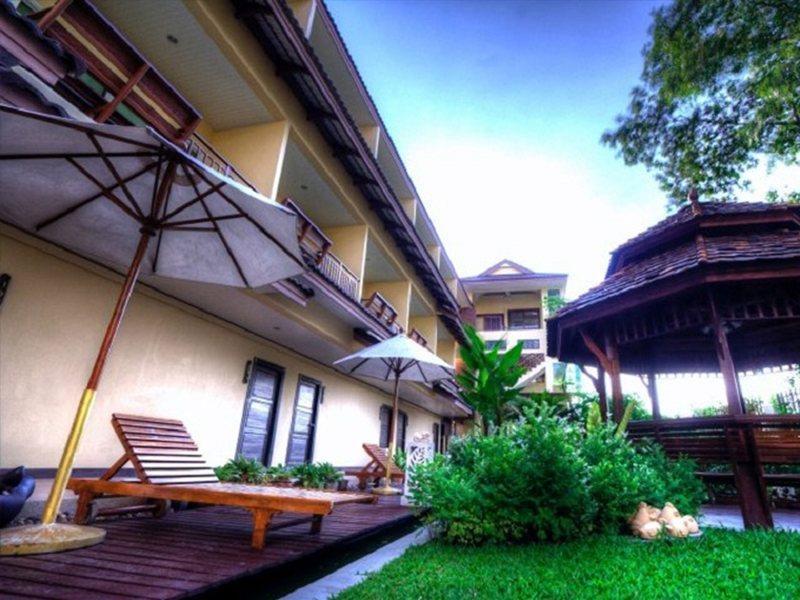 Khách sạn Suphan Hometel Bangkok